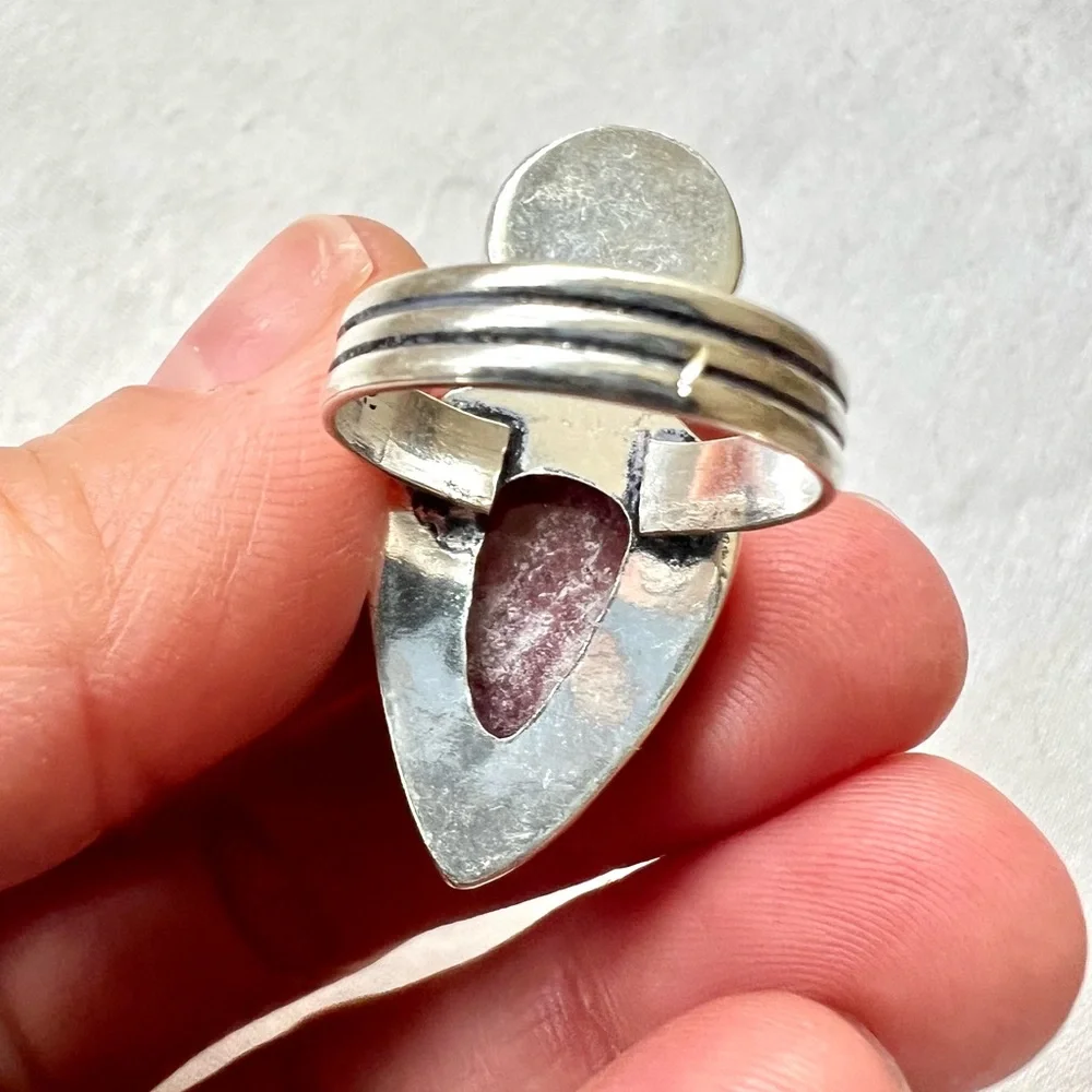 925 Rainbow Flash Moonstone + Rhodonite Love Ring 7